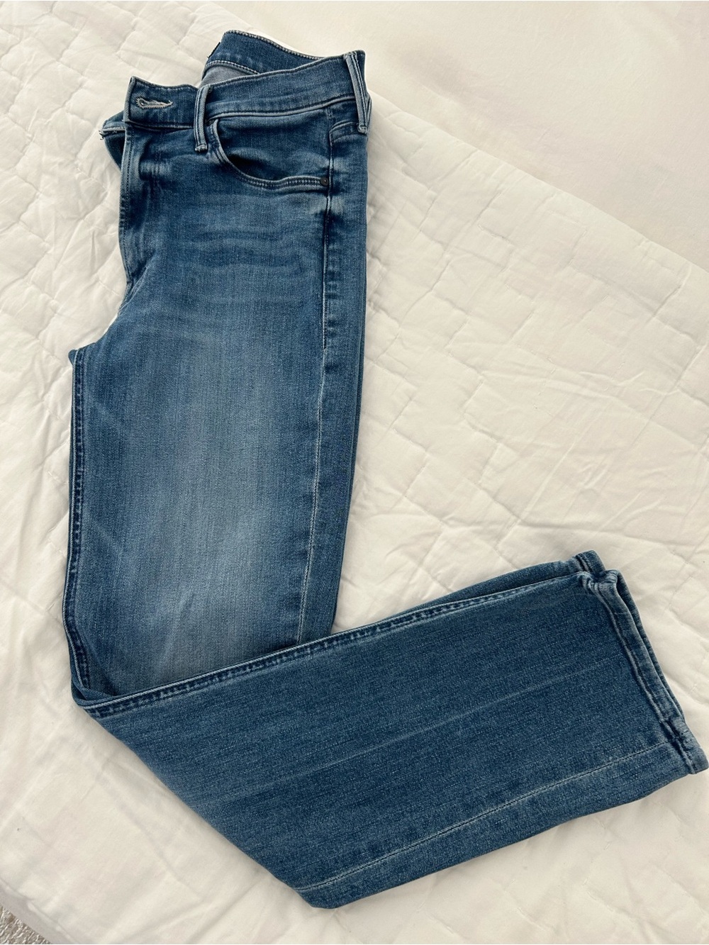 Mother The Mid-rise Dazzler Ankle Jeans